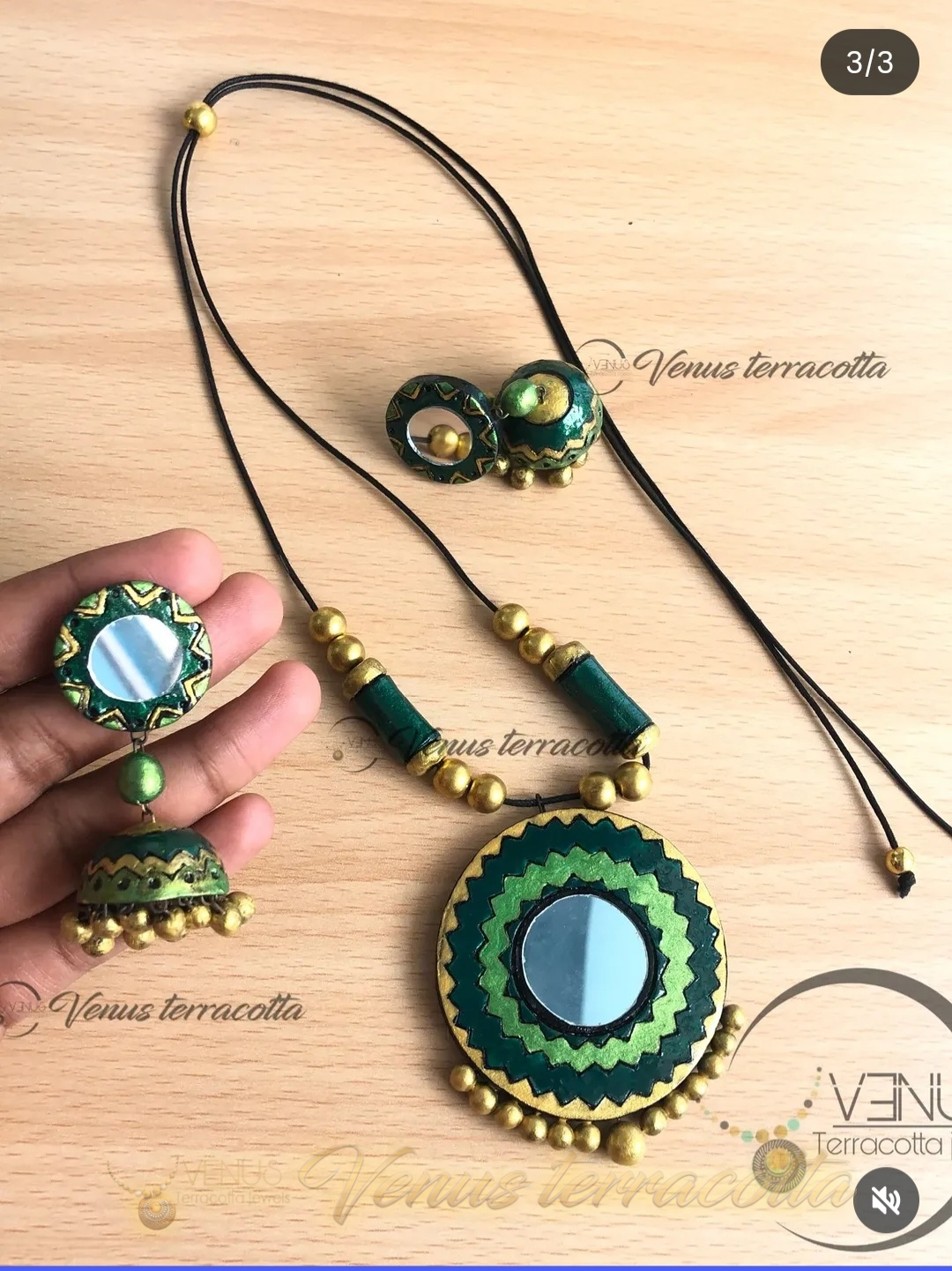 Beautiful Mirror embossed Daily Wear Set - Image 3